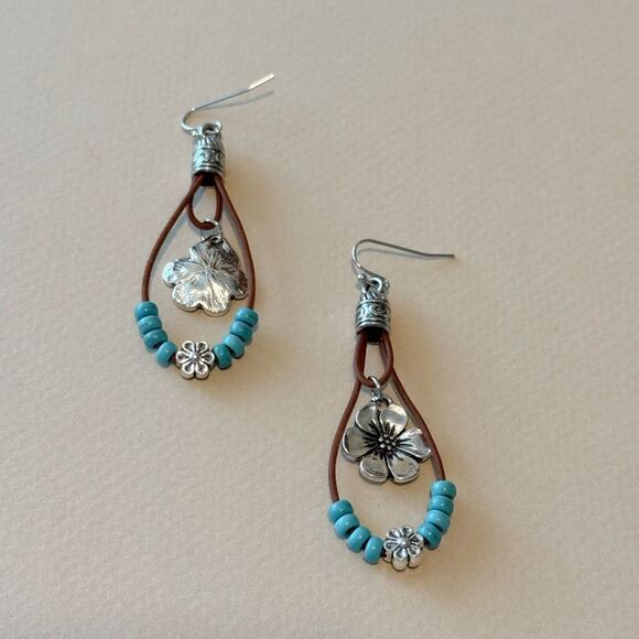 Boho flower earrings A859 - Picture 2 of 2